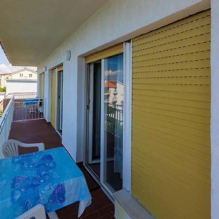 Apartmán Fuer 4 Personen Ca 60 Qm In Crikvenica, Kvarner Bucht Und Umgebung